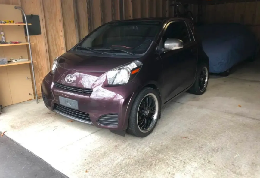 Scion iQ
